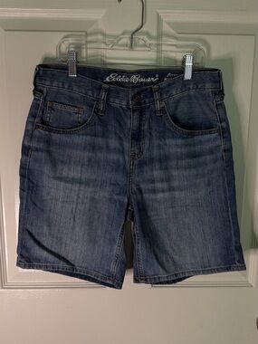 Eddie Bauer Men's Medium Wash Denim Shorts - Blue